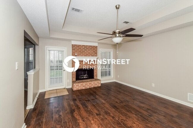 Building Photo - 5 Bedroom Pet-Friendly Home in Memphis, TN with Main Street Renewal
