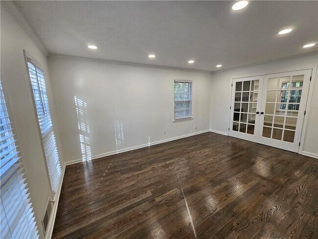 Foto del edificio - 4536 Mountain Creek Dr