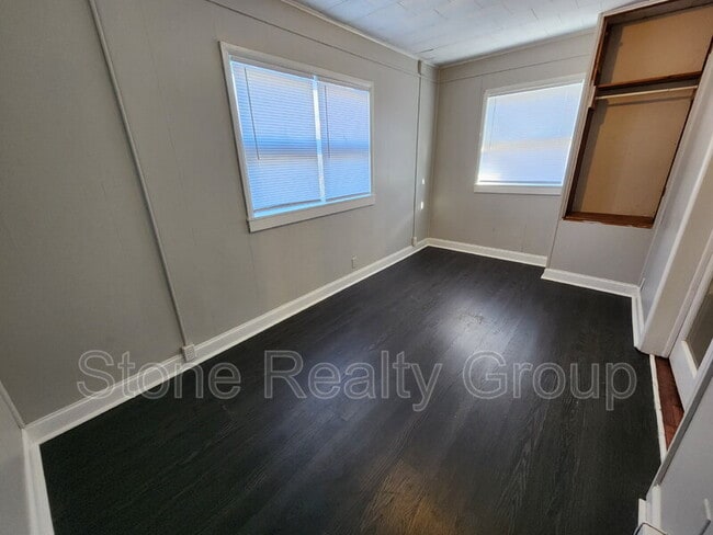 Building Photo - 1527 Ohio St