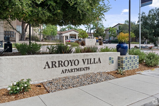 Building Photo - Arroyo Villa Apartments
