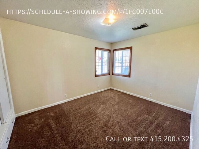 Building Photo - 1720 Cherry Ave