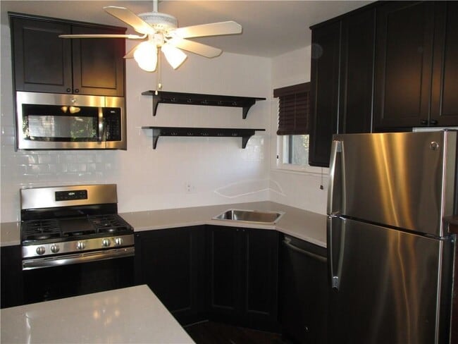 Foto del edificio - 4315 Avenue B