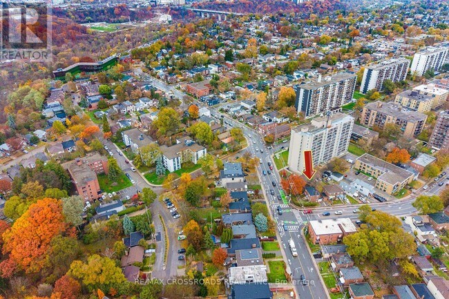 Photo du bâtiment - 1173 Broadview Ave