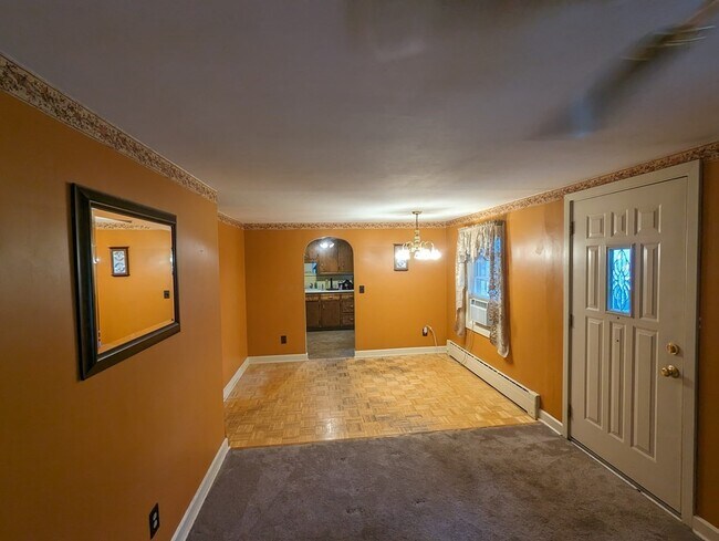 Building Photo - 23 Elbridge Rd