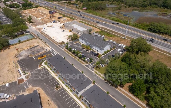 Building Photo - 8789 Zen Dr