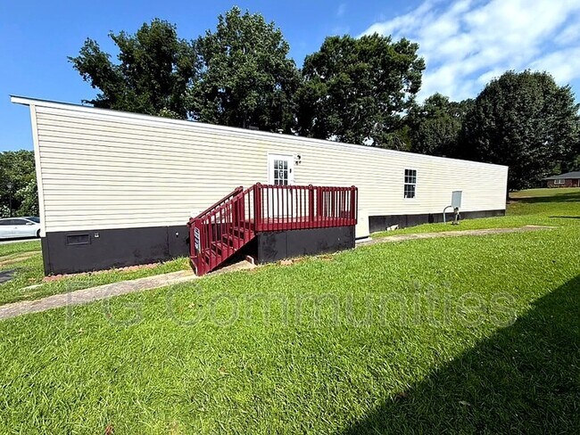 Foto del edificio - 112 Cloverleaf Ct
