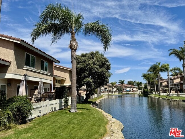 Building Photo - 7756 Sailboat Cir