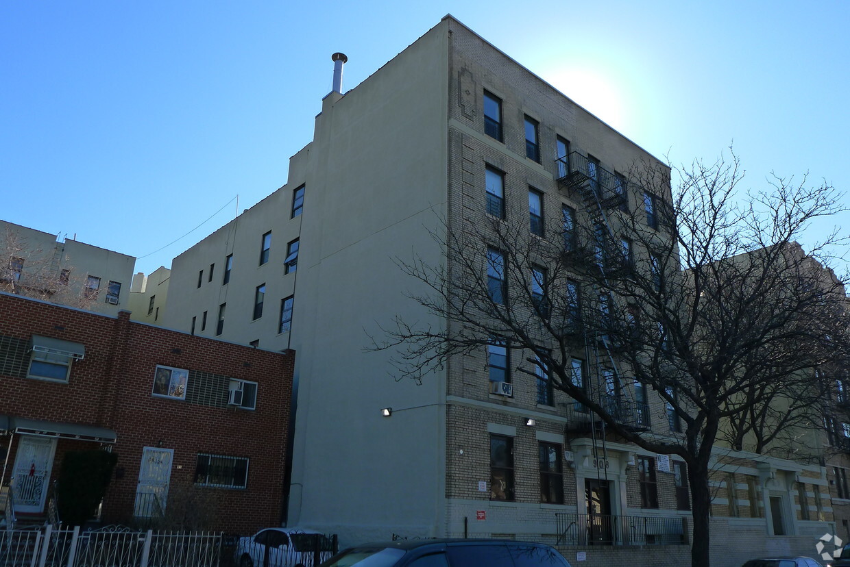 908 Tiffany St, Bronx, NY 10459 Apartments in Bronx, NY