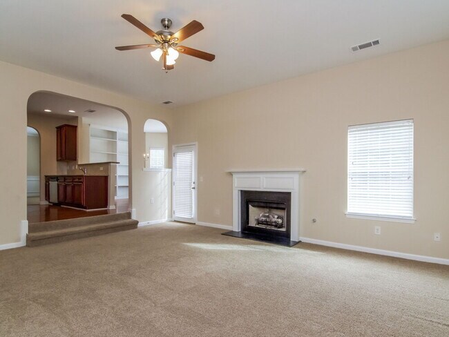 Foto del edificio - 4940 Hopewell Manor Dr