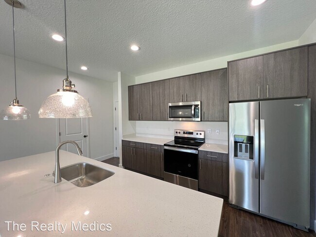 Foto del edificio - 4 br, 2 bath House - 3227 Halsey Ave SE