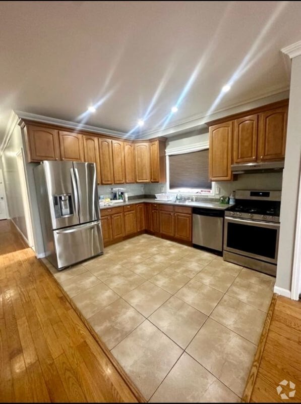 Mariners park apartments for rent with hardwood floors staten island