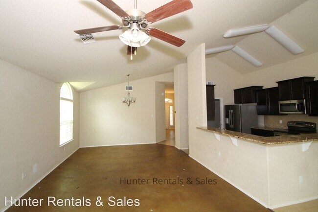 Building Photo - 4 br, 2 bath House - 3511 Lorne Dr