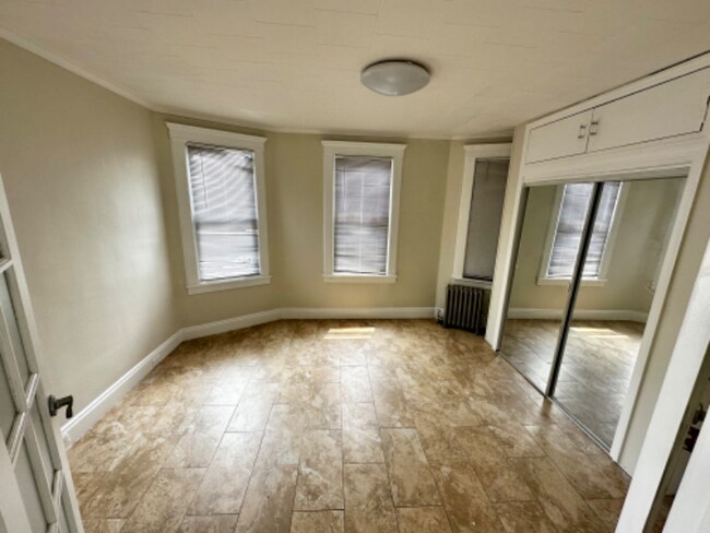 Building Photo - 12 John Ryle Ave
