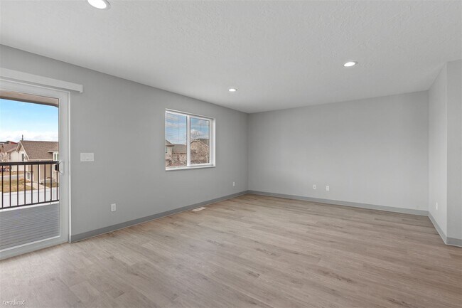 Building Photo - 3 br, 2 bath Duplex - 1513 Bell Street