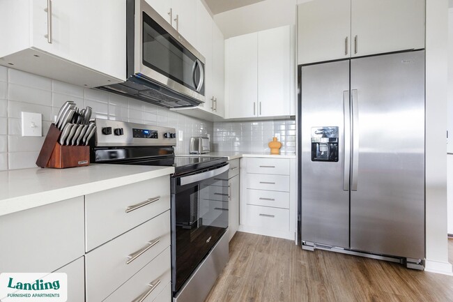 Building Photo - 4902 Cosmos Cir