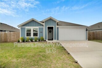 Building Photo - 4435 W Canyon Run Dr