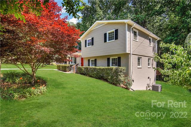 Foto del edificio - 4413 Coachwood Ln