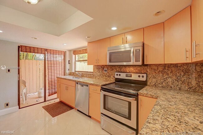 Foto del edificio - 4 br, 2 bath House - 9953 SW 147th Ct