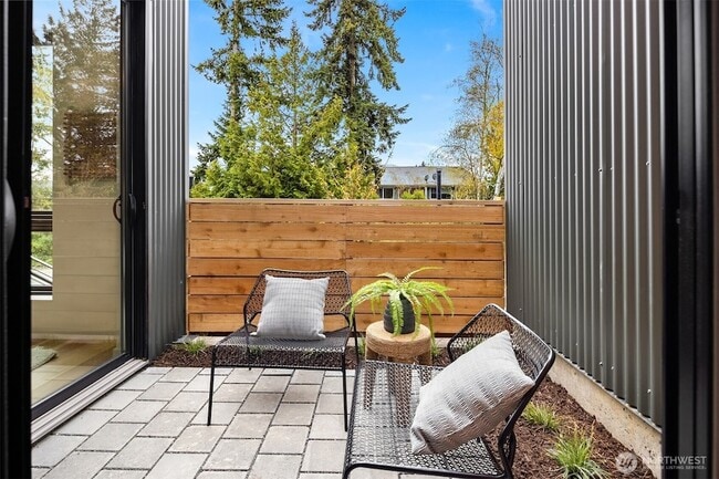 Foto del edificio - 214 Shepard Way NW