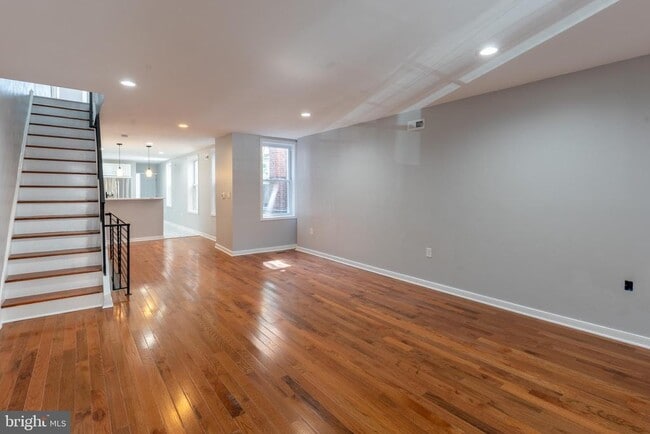 Building Photo - 34 N Paxon St