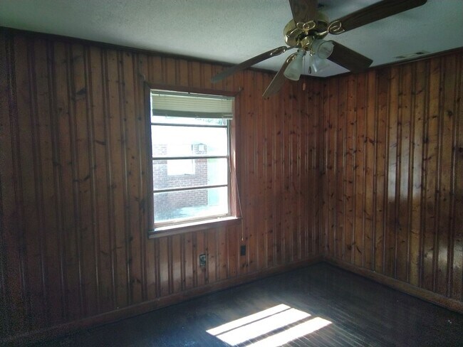 Foto del edificio - 304 Old Shaw Rd