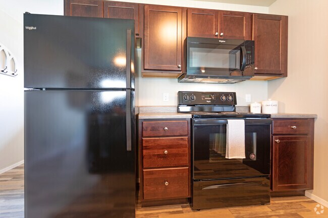 1BR, 1BA, Model - 771 SF - Edgewater Villas