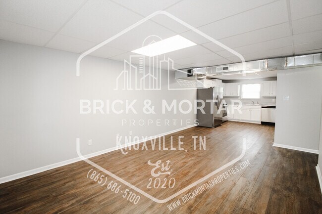 Building Photo - 169 Tallent Way