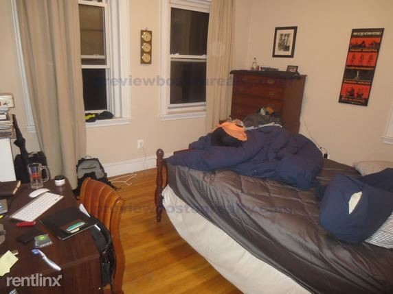 Foto del edificio - 249 Chestnut Hill Ave