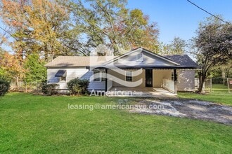 Building Photo - 1708 28th Ave