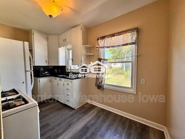 Foto del edificio - 3238 Kinsey Ave