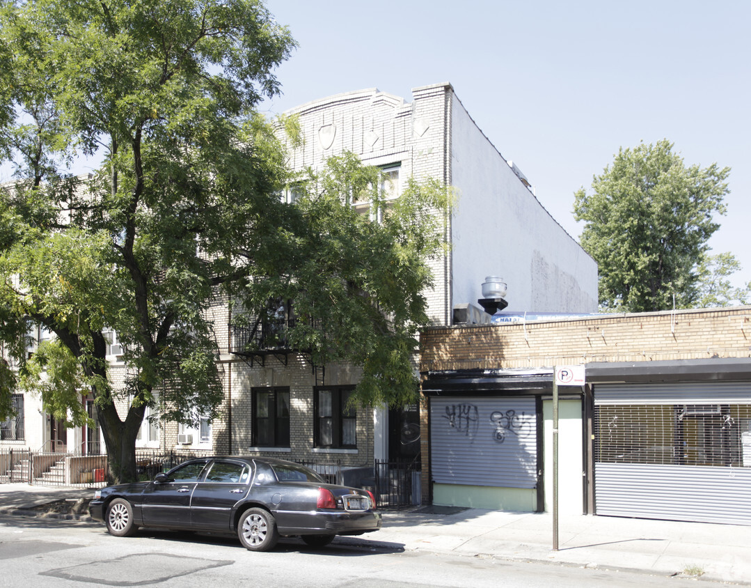 Primary Photo - 411 Cortelyou Rd