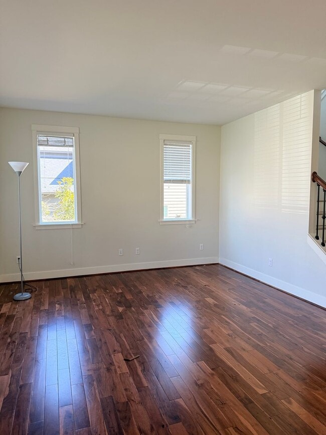 Building Photo - Spacious 4-Bedroom Home in Brier with AC