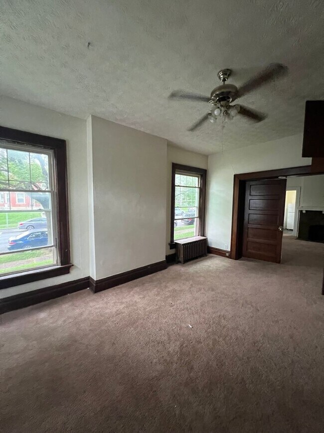 Foto del edificio - 348 E 14th Ave