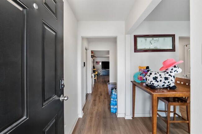 Foto del edificio - 113 Stratton Ln