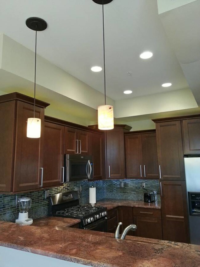 Cocina - 8270 N Hayden Rd