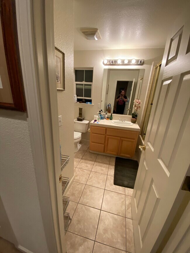 Building Photo - 5577 Cedar Garden Ct