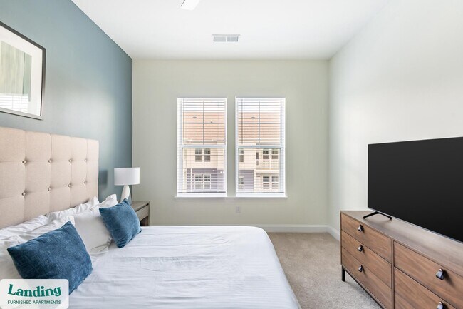 Foto del edificio - 135 Dresser Ln