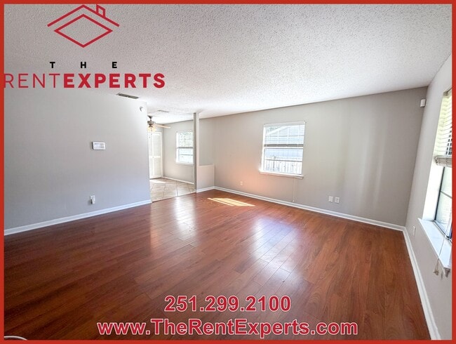 Foto del edificio - 817 Timbers Dr