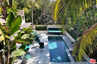 Building Photo - 1467 Queens Rd