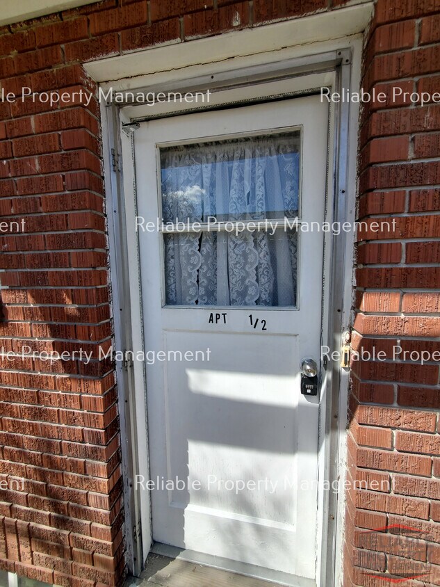 Foto principal - 242 Gladstone St