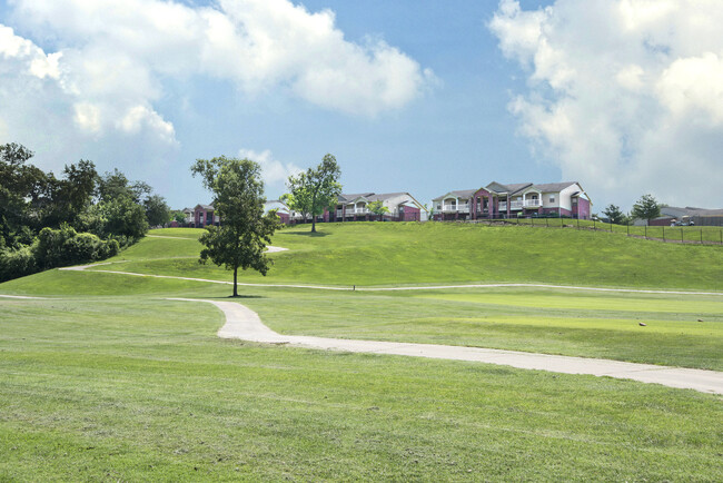 Building Photo - The Greens at Shawnee