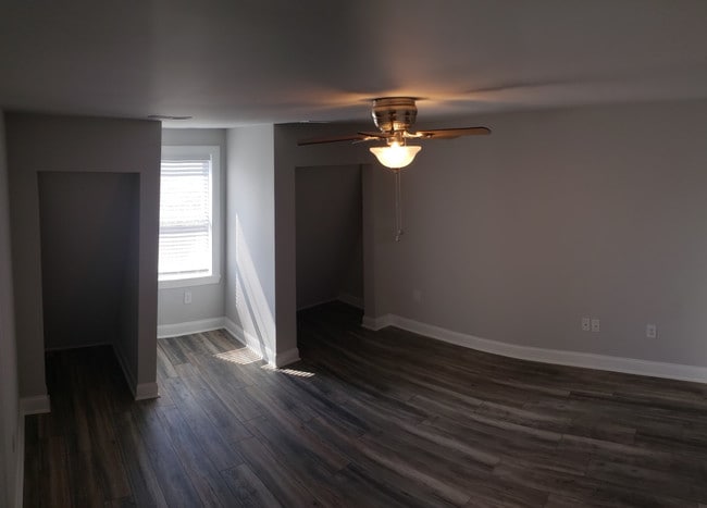 Building Photo - 805 Washington Street