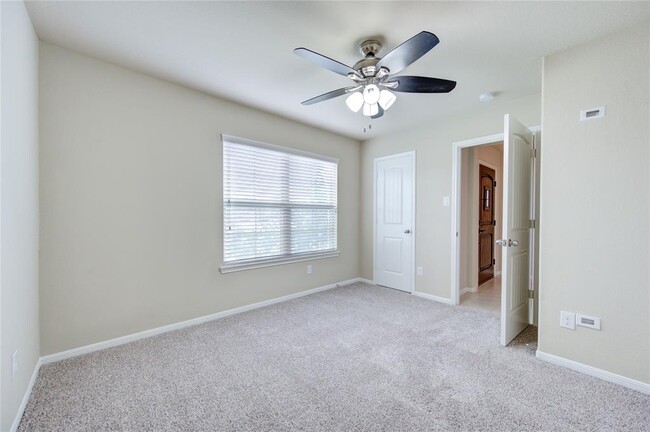 Foto del edificio - 2915 Iron Range Ct