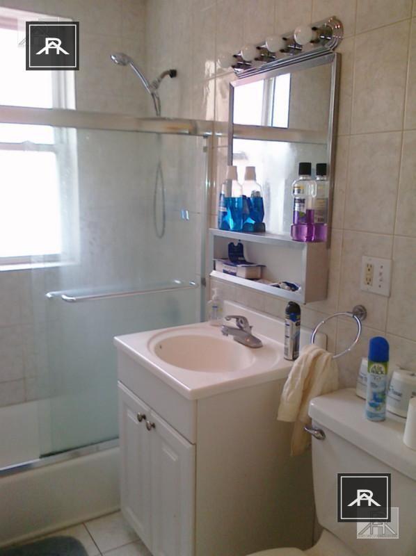 Building Photo - 4 bedroom in Brookline MA 02446