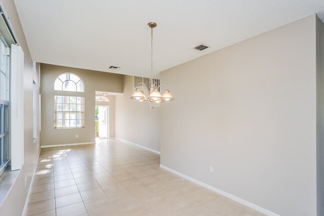 Building Photo - 1213 NW 159th Ln