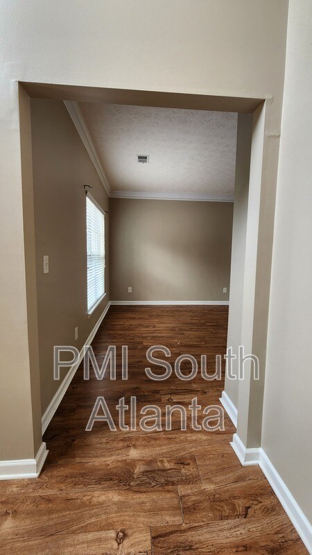 Building Photo - 9696 Silverstone Ct