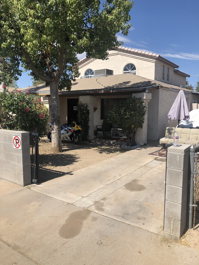 Primary Photo - 6216 S 4th Ave