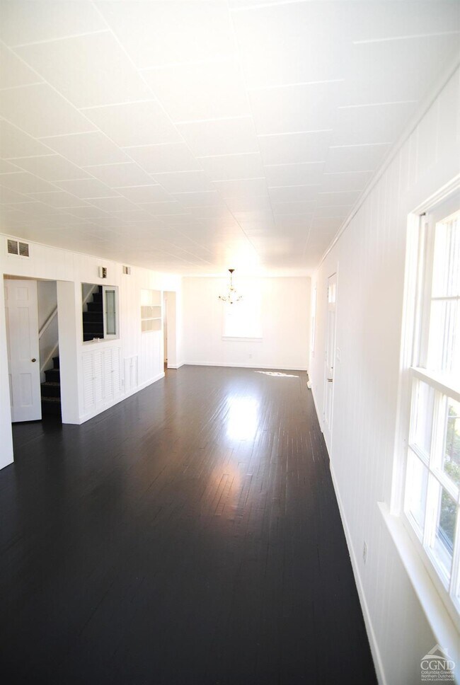 Building Photo - 3 Pruyn Pl