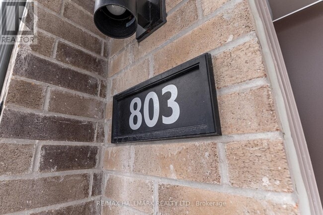 Photo du bâtiment - 1525 Kingston Rd
