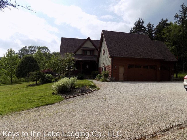 Building Photo - 5 br, 3.5 bath House - 715 Jacob's Hollow Dr.